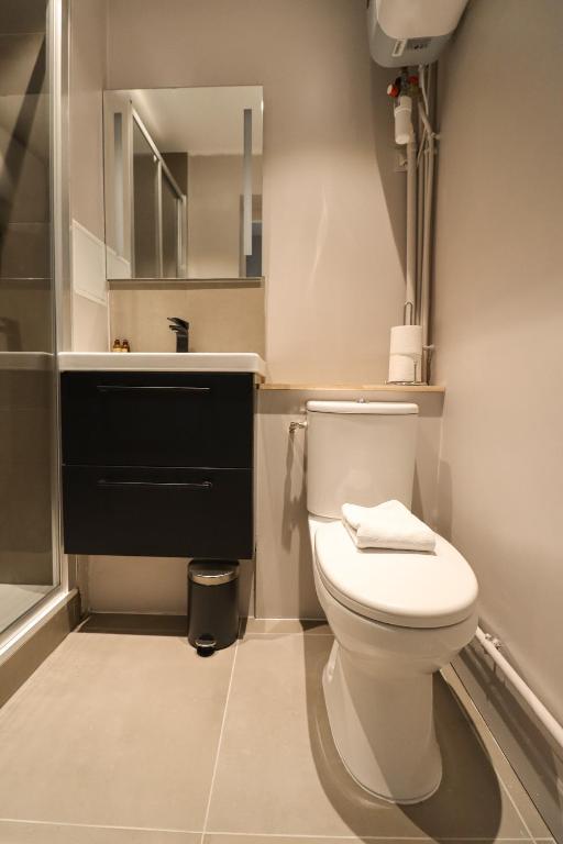 Stylish Studio Close to the Eiffel Tower - 2