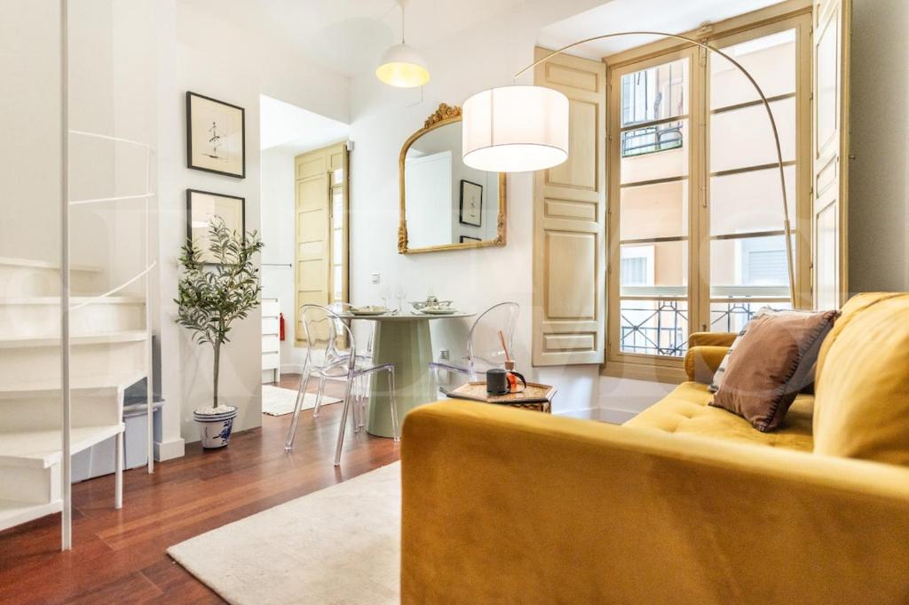 Charming Duplex in the Heart of Málaga REMS - 1