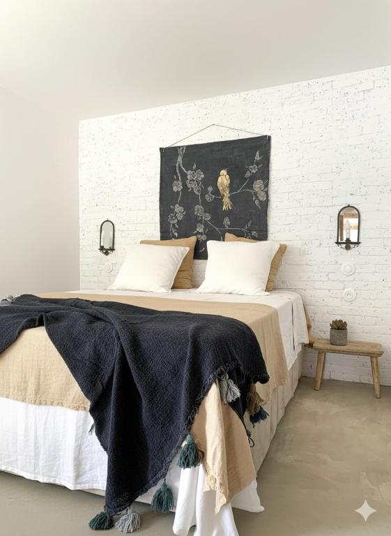 SECRET TERRASSE old town authentic Provence stay - 4