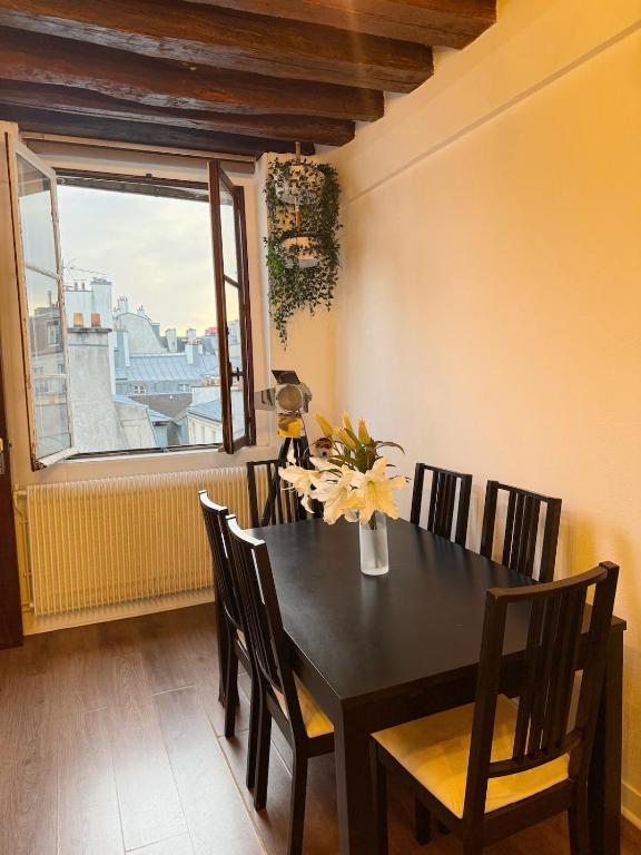 Parisian Stay 4 People - Marais Metro Center - 2