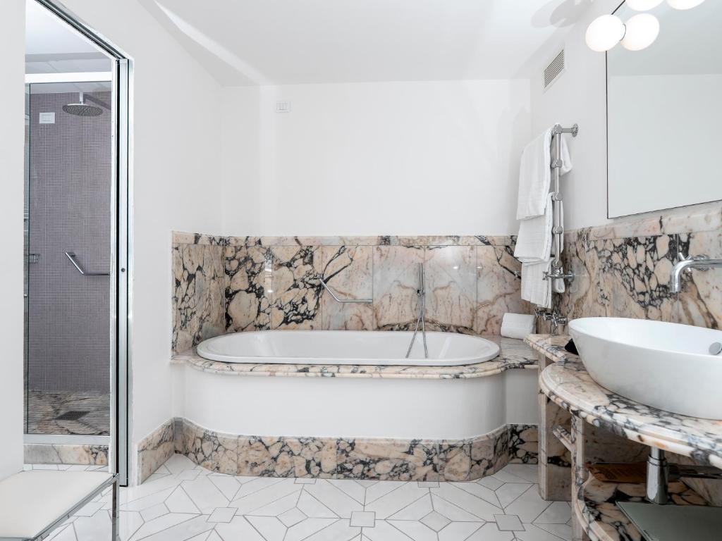 Hotel Santa Caterina - 4