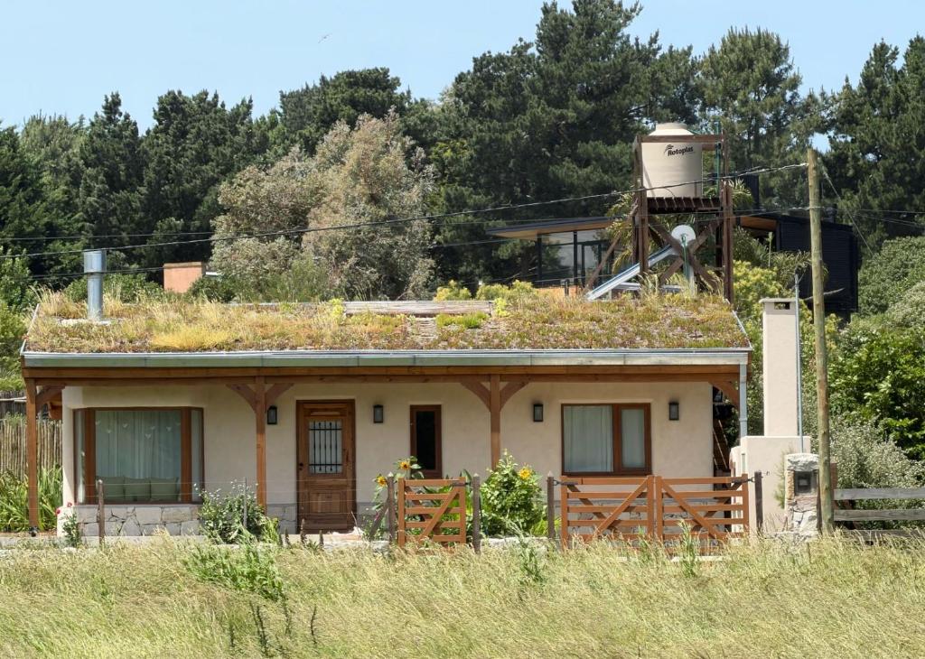Casa Geo - Casa en Chapa Zona Cruz del Sur Para 4 PAX con Parrilla - Hola Sur - 1