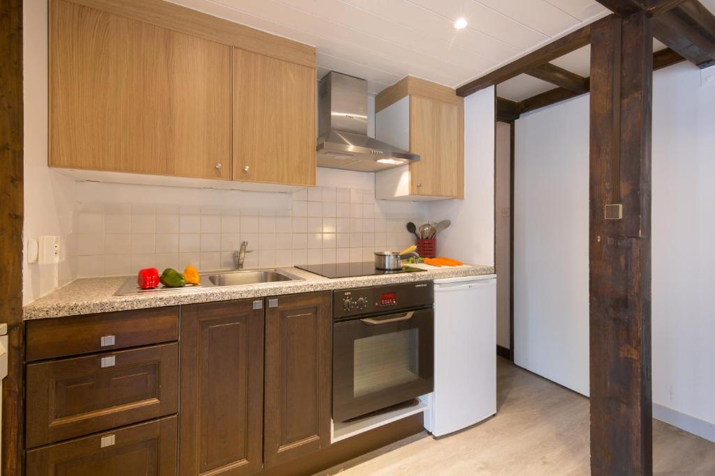 Grand Roc C114 from Slopes 280m, View, Parking & WiFi - Happy Rentals - 5
