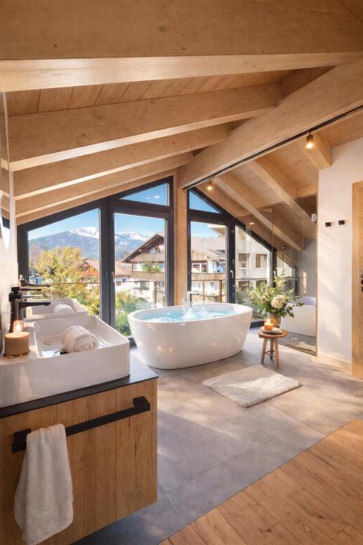 Boutique ChaletS Alpi - Private Sauna & Garden - 1