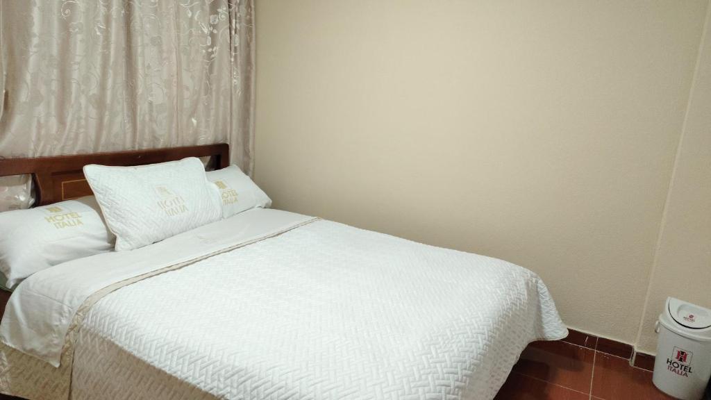 Hotel Italia - 3