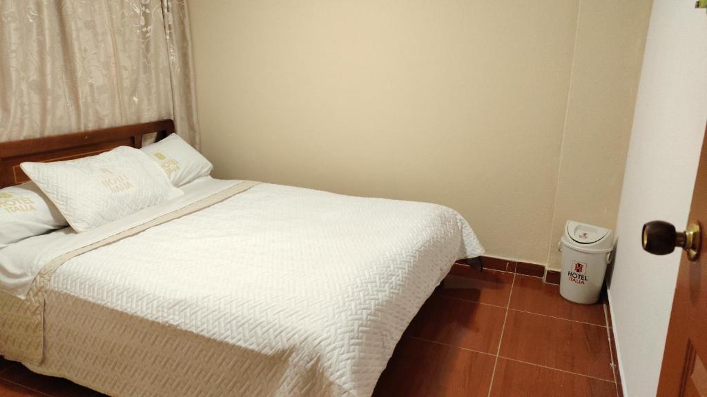 Hotel Italia - 4