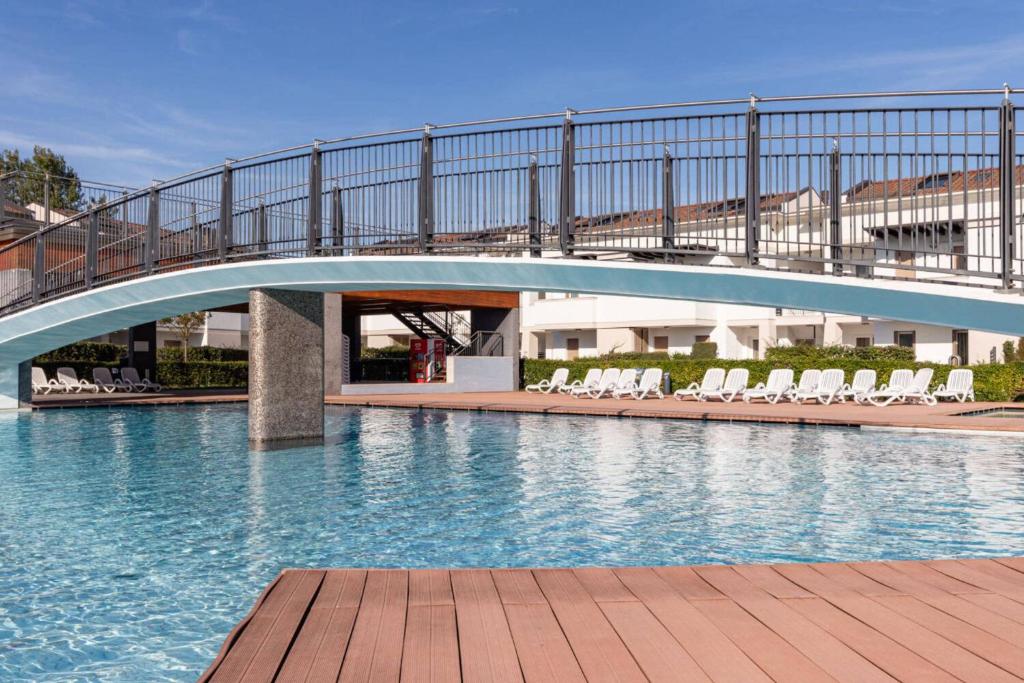 Comfy apartment with shared pool - 1