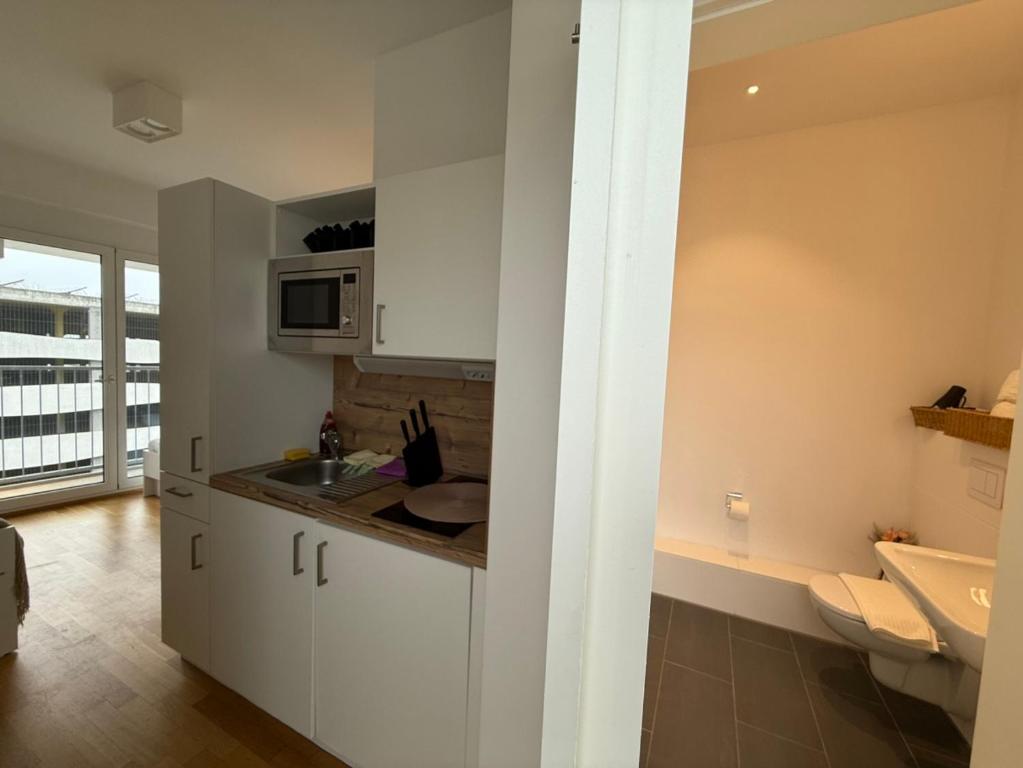 Entire apartment next to exhibition and Messe - 2