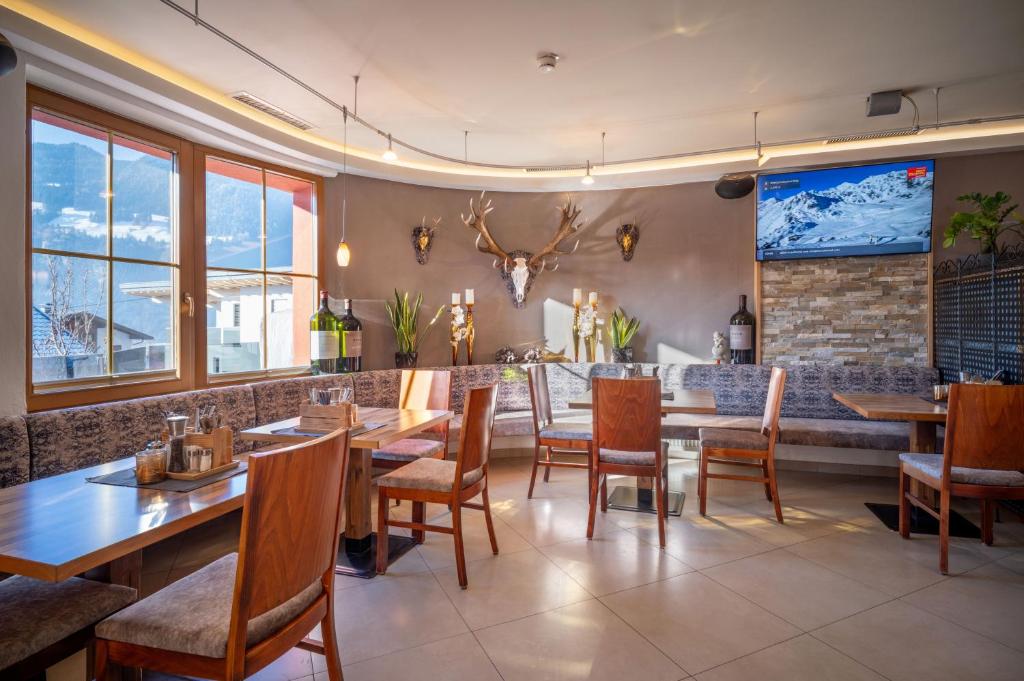 Das Sonnleiten Ski- und Motorradhotel Bruck im Zillertal - 3