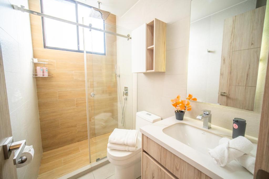 Exclusiva suite piso 16 con vista - 4