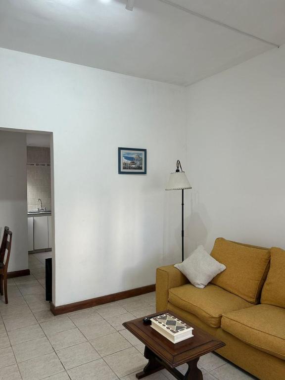 Departamento 3 ambientes, Zona Chauvin - 2
