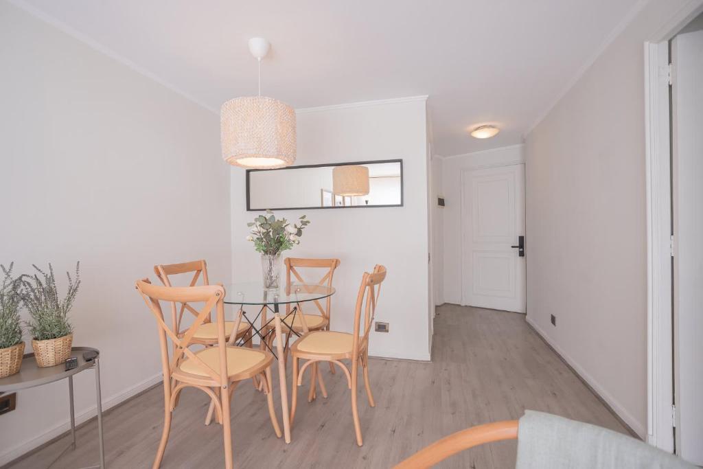 Unwind in a Prime Location by Costanera Center - 4