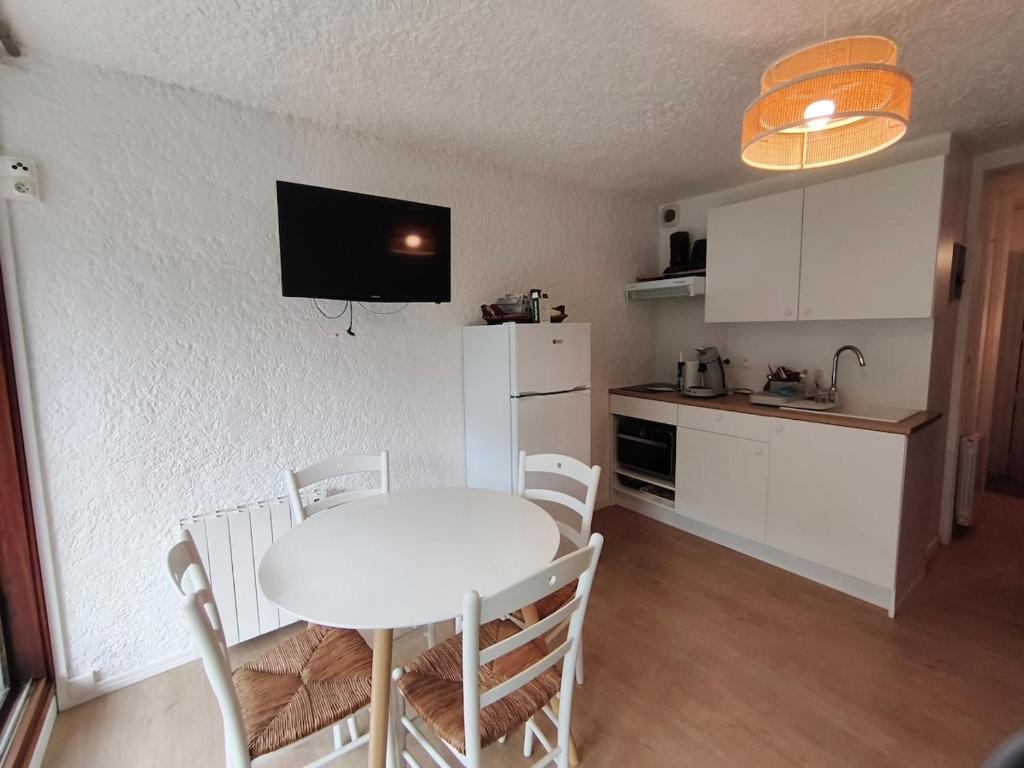 Studio Cosy proche station superbe vue - 1