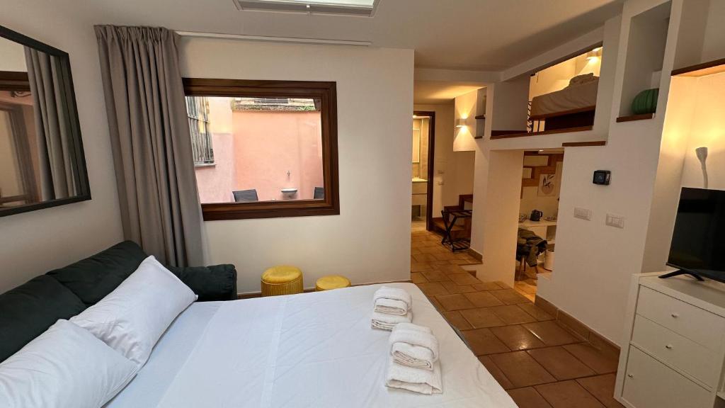 The Hidden Five Vatican Apartment Borgo Pio near Castel Sant Angelo - 3