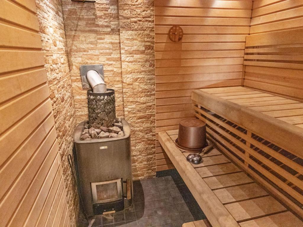 Holiday Home Metsaneuvos by Interhome 4