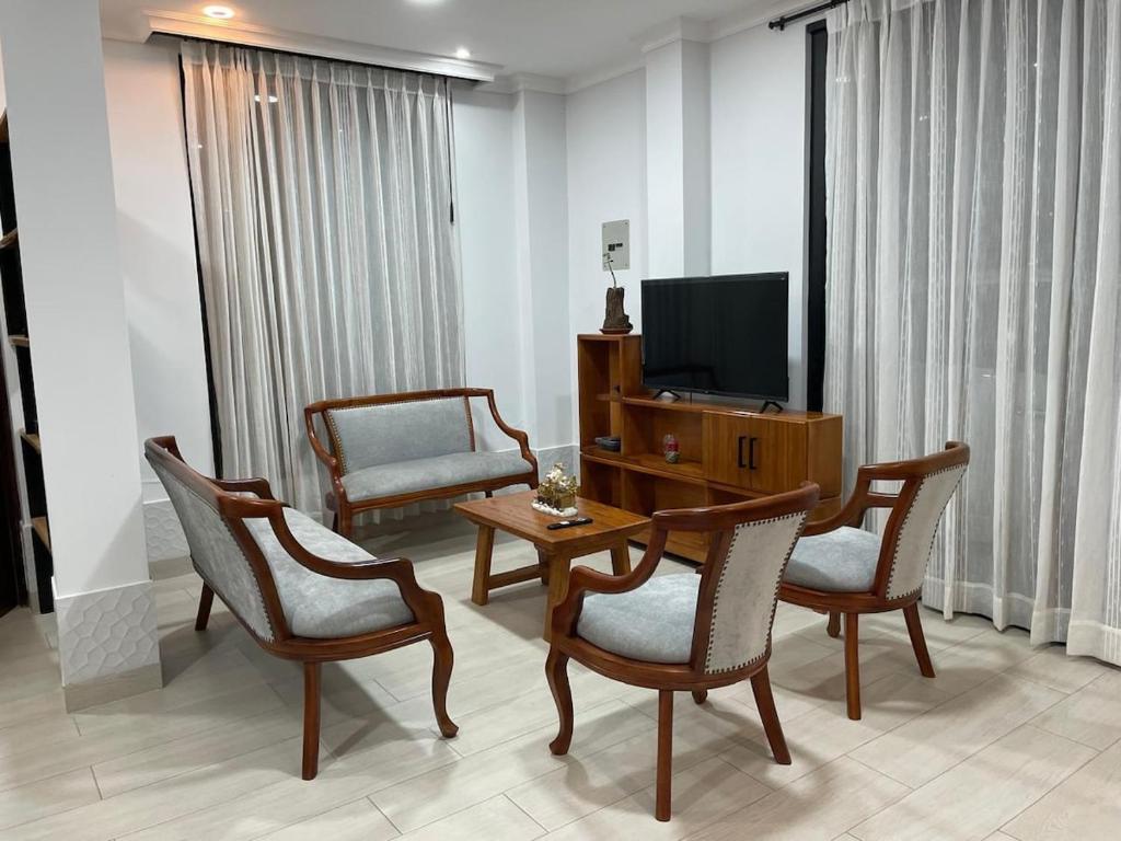 Castellana Loja House, Casa Altos del Valle - 1