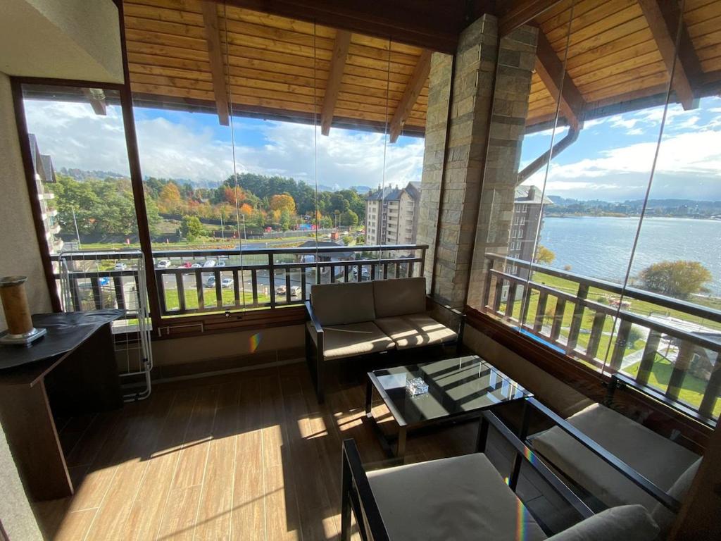 Departamento con Vista al Lago Villarrica - Orilla de lago - 2