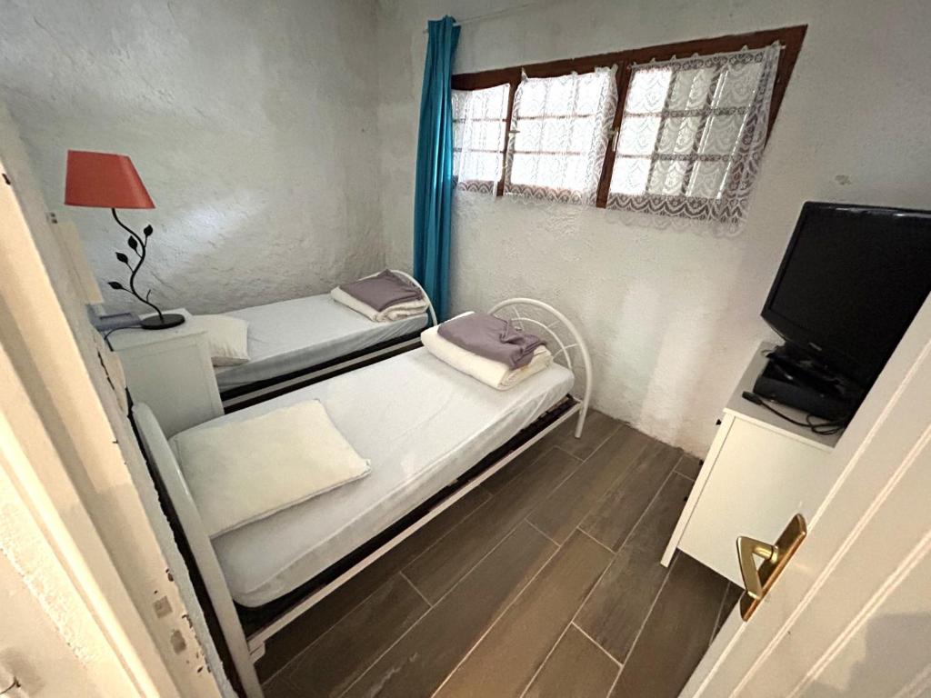 Appartement 3 pièces à 150m de la plage, proche commerces, 6 couchages - FR-1-837-75 - 3