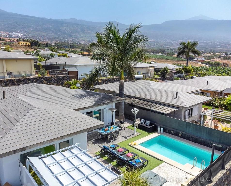 Luxury Holiday Home PISCINA PRIVADA CLIMATIZADA Teide Views, BBQ - 2