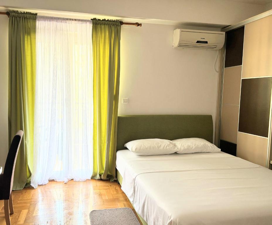 Cozy City Studio in Podgorica, Blok 9 - 5