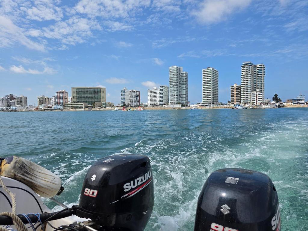 Beautiful Ocean View Apt Salinas Malecon Pier - 2