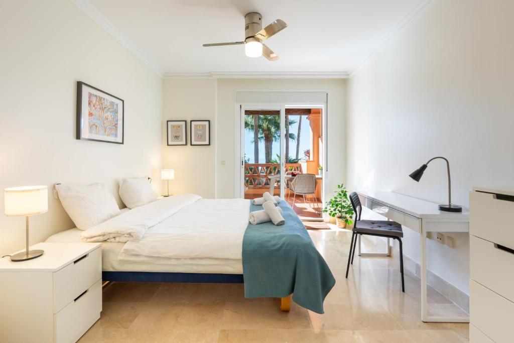 Resort Mediterra - Sea View Apartment near Golf with Pools & Fitness - 4