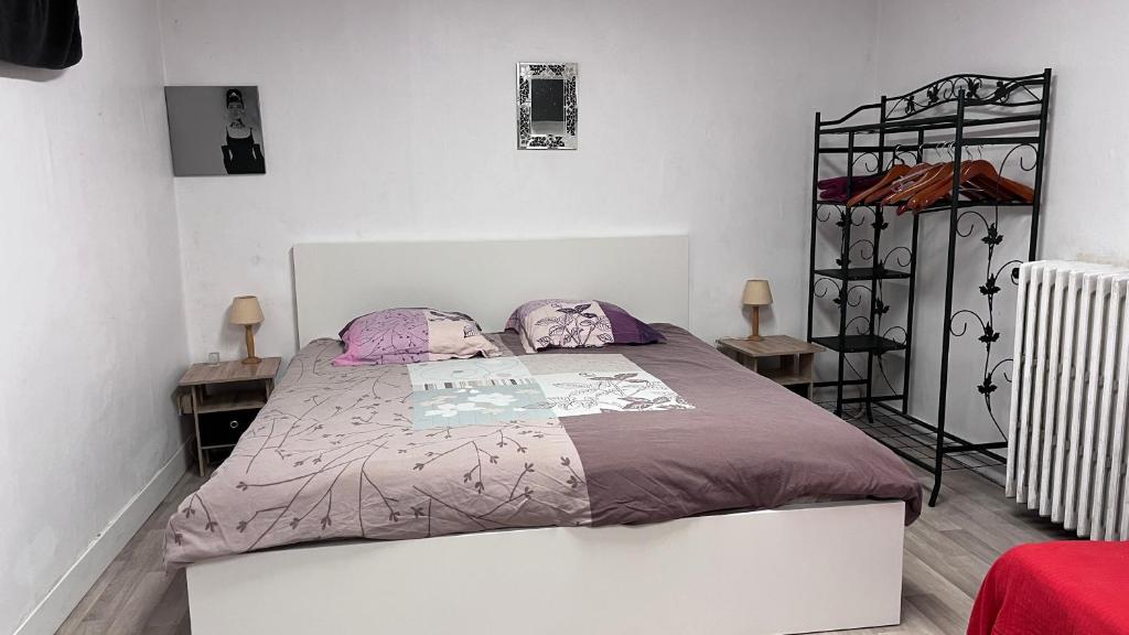 Studio 35m2 terrasse et jardin quartier calme au centre ville de Lourdes - 2