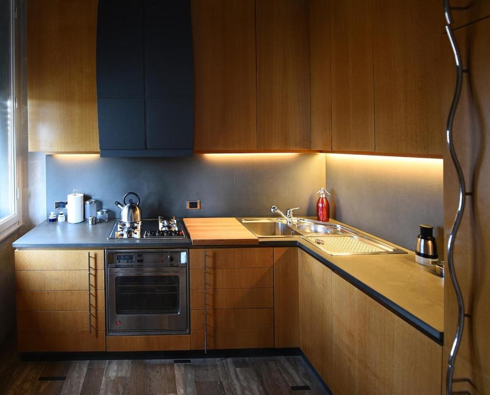 Modern Design Apartment in Historic Florence - 4