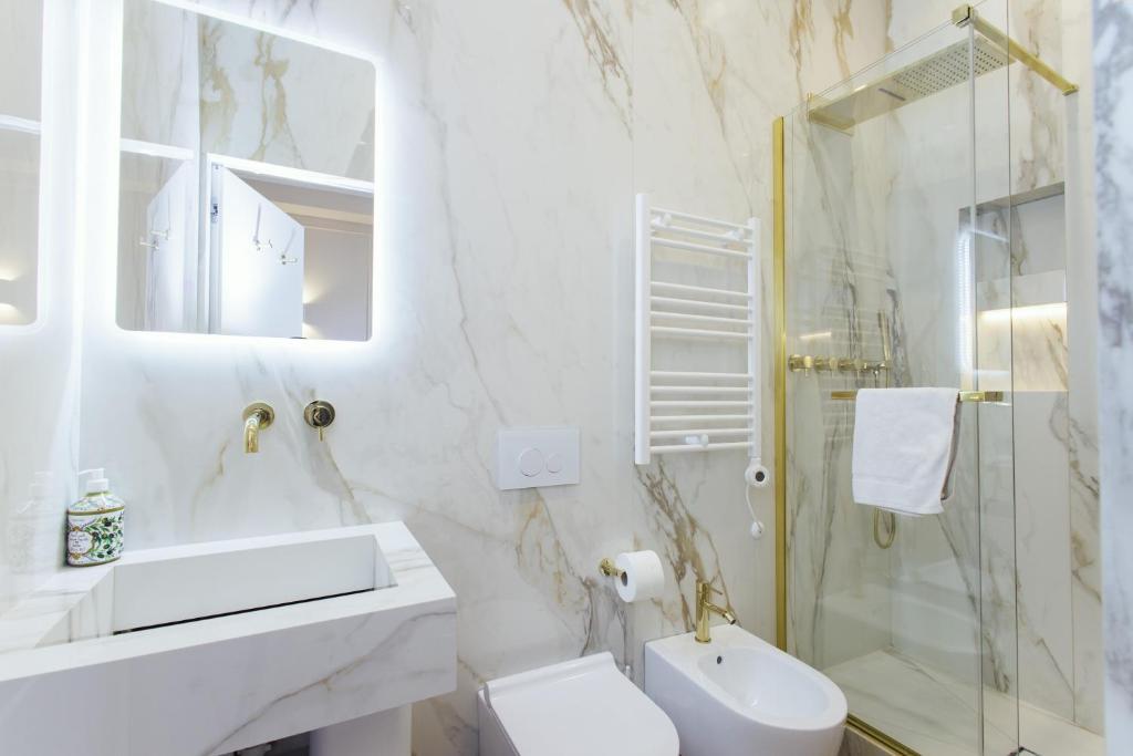Marcora 6v luxury living apartment in Brera - 15min walk to Duomo - 5