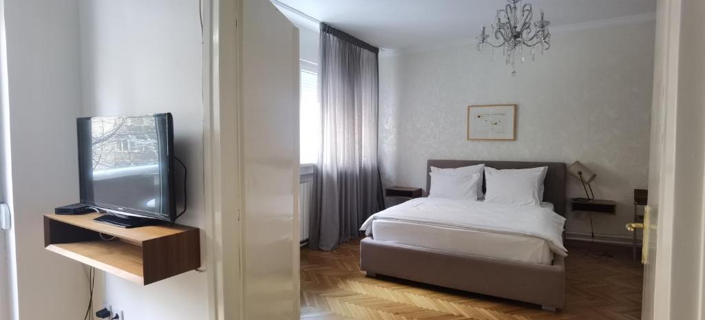 Two Bedroom Apartment Vuk - 1