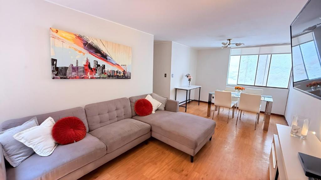Departamento 2 hab en Lince, wifi 400 Mb y Netflix - 2