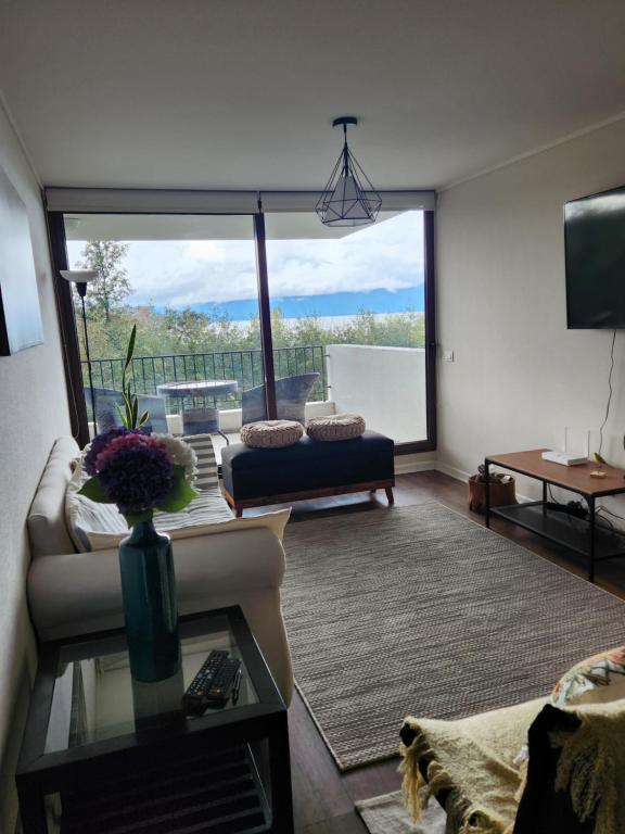 Pewun frente al Lago Villarrica - 3