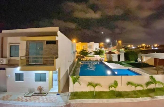 Casa vacacional en Salinas - Santa Elena - 3