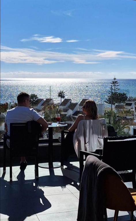 The Orange House Boutique Hotel and Upstairs Rooftop Bar Center of La Cala de Mijas 100m from the Beach - 3