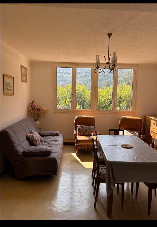 Appartement 5 pers climatisé idéal randonnées et train à vapeur proche Mercantour - 1
