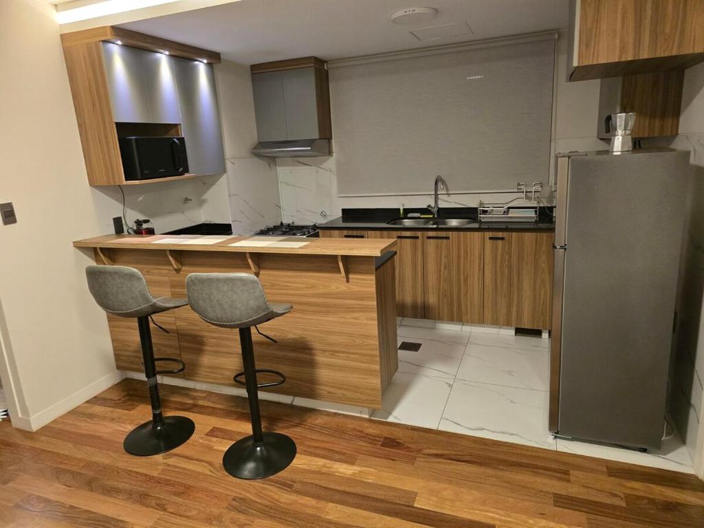 Modern and Comfortable Apartment Near Embassies - 3