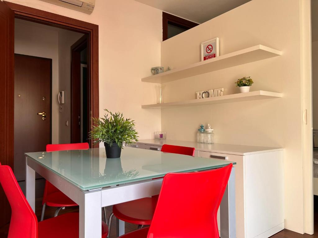 ROSSINI Apartment Parking - 5