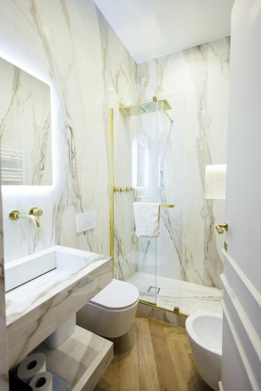 Marcora 6b luxury living apartment in Brera - 15min walk to Duomo - 4