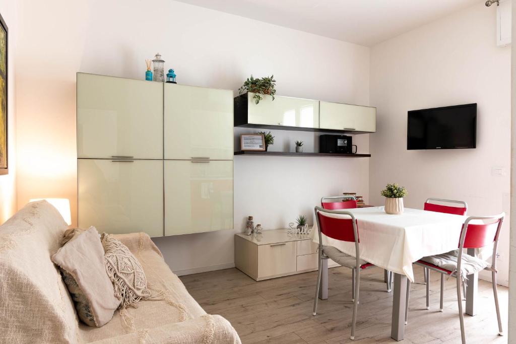 Sea view apartment with swimming pool - 3