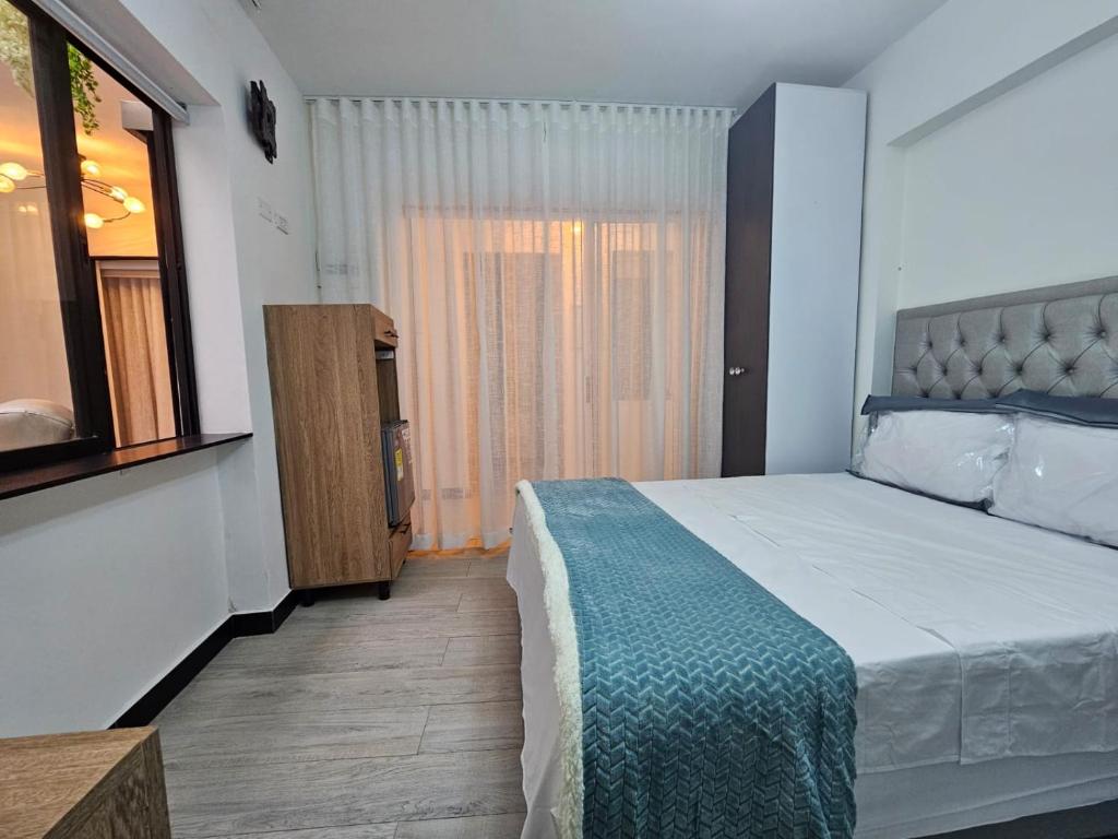 Hotel Suites de luxury Calasanz Medellín - 5