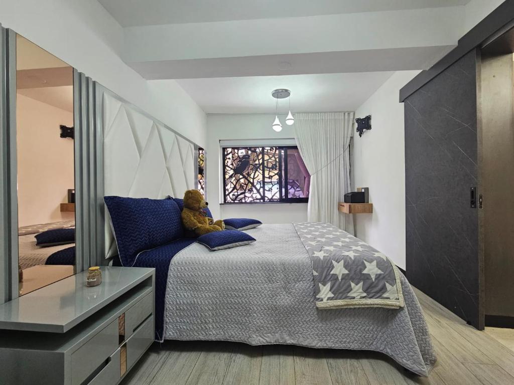 Hotel Suites de luxury Calasanz Medellín - 1