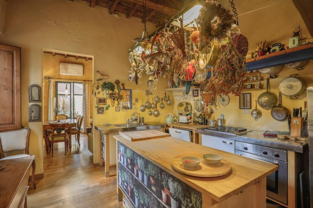 Characteristic apartment with Terrace in Florence - 2