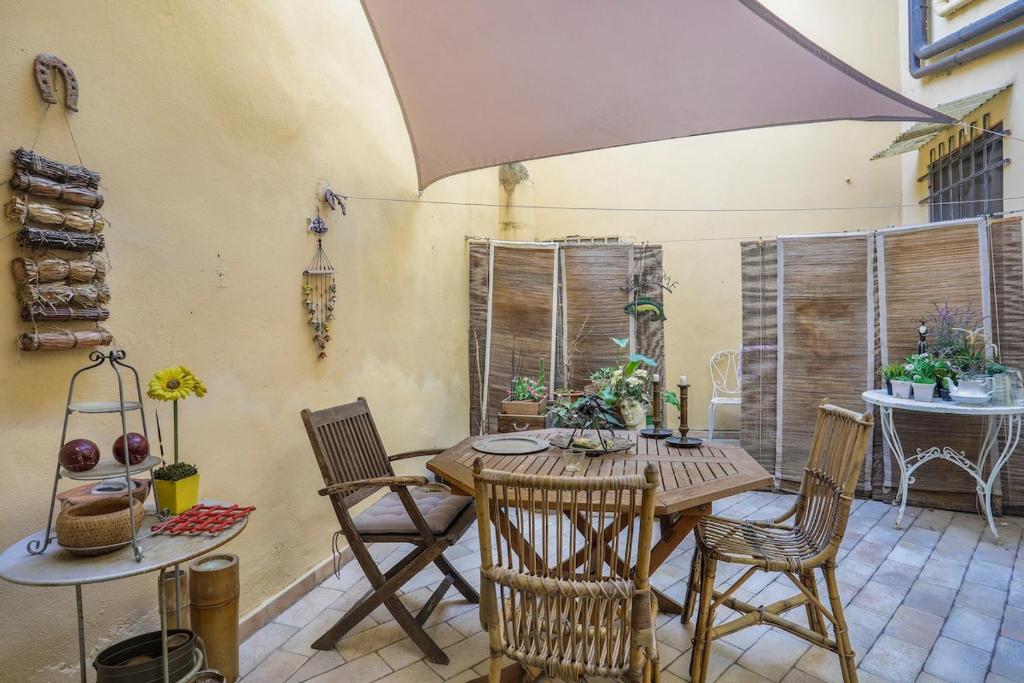 Characteristic apartment with Terrace in Florence - 5