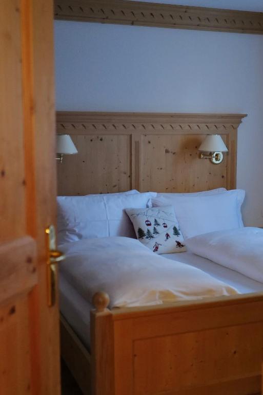 Luxury Chalet at the Foot of the Dolomites by the Castle - 3