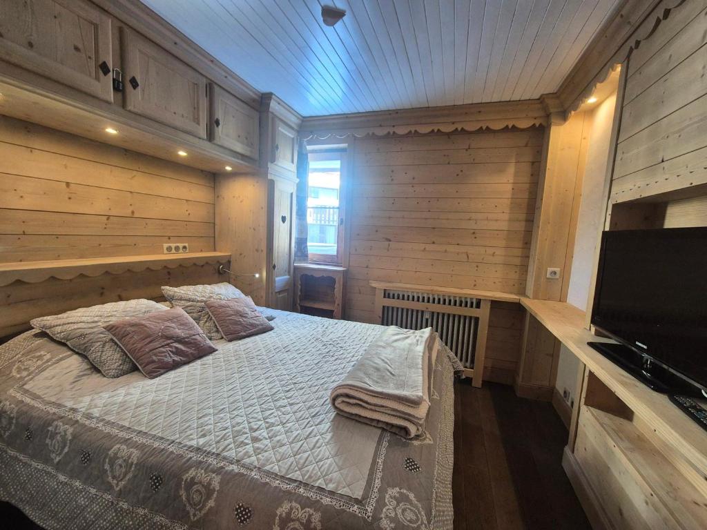 Appartement rénové avec balcon, proche pistes et commerces, animaux acceptés - FR-1-502-510 - 4