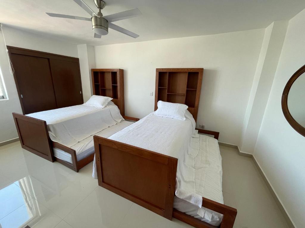 Entire penthouse with sea view in Zona Dorada - 3 bedrooms - 2