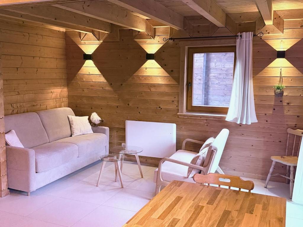 Eden Criou - Chalet 7 à 9 personnes - piscine - sauna - 3