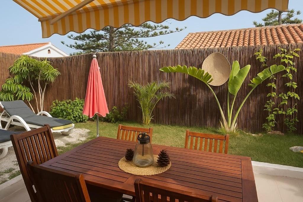 BuzzStays: 1-Bed Bungalow, Garden, Near Yumbo & Beach - 3