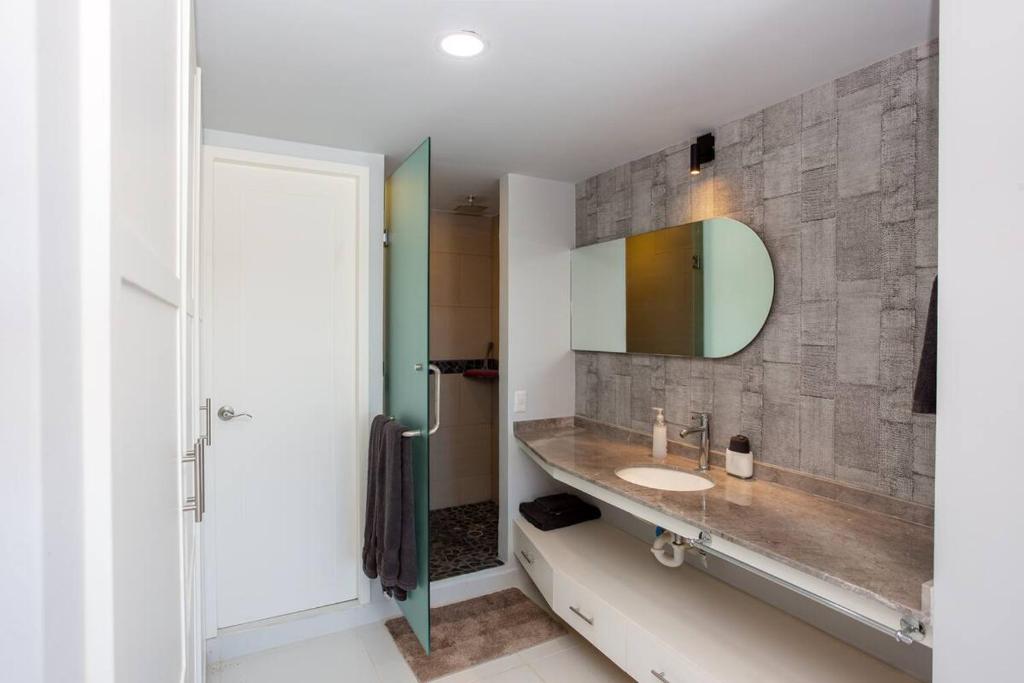 Ocaso Haus - King Penthouse Retreat - 4