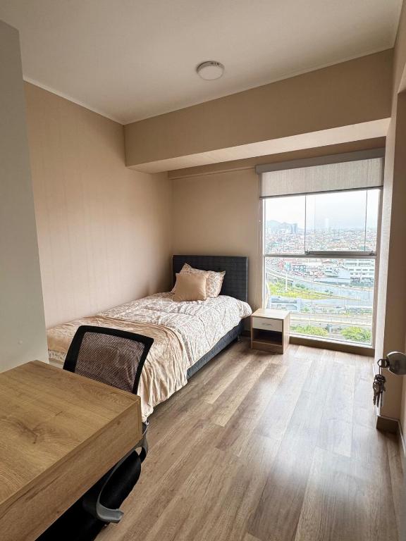 Large Apartment - Santa Beatriz 3 Bedrooms - 2